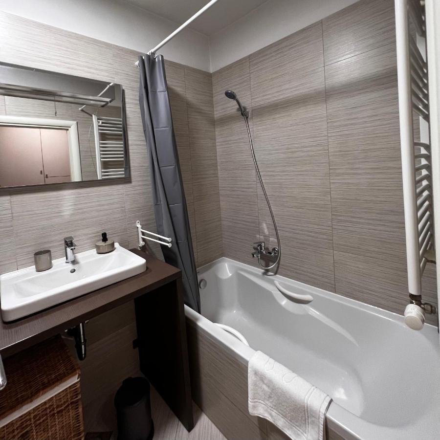 Maestral Living Studio Apartment Zagreb Extérieur photo